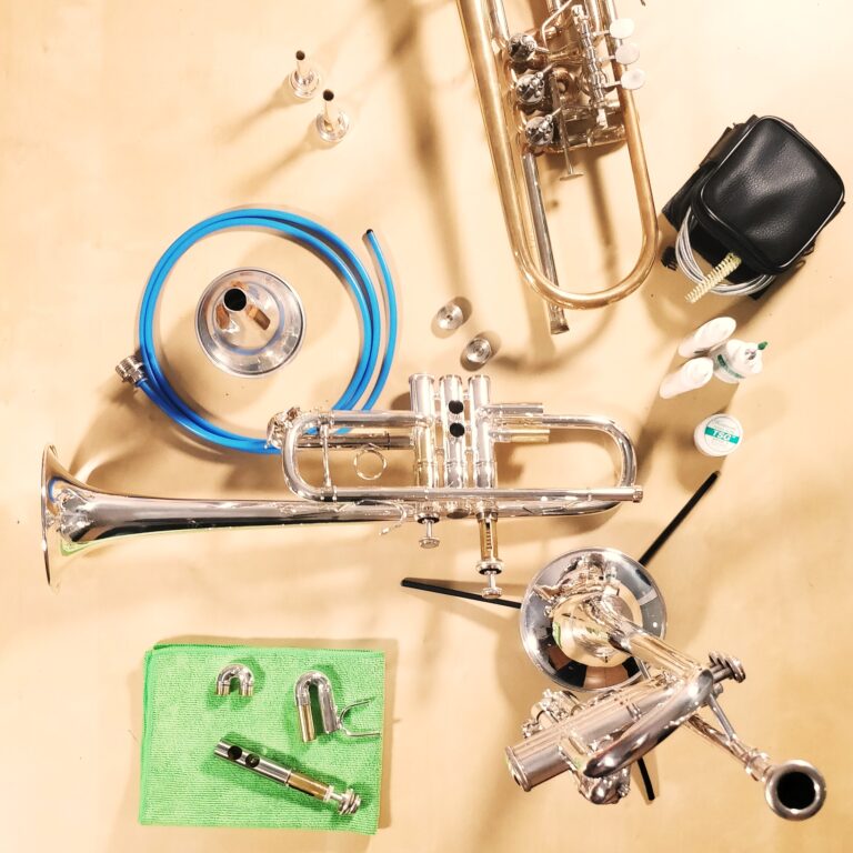 Portada del artículo sobre mantenimiento de instrumentos de viento metal